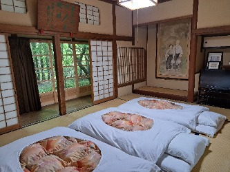 晩晴草堂_居室4.jpg (101820)