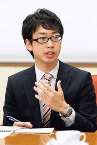 インタビュアー 我部山 晃一さん