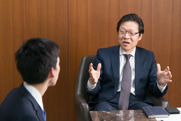 株式会社文藝春秋 中部嘉人さん