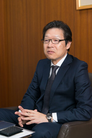 株式会社文藝春秋 中部嘉人さん
