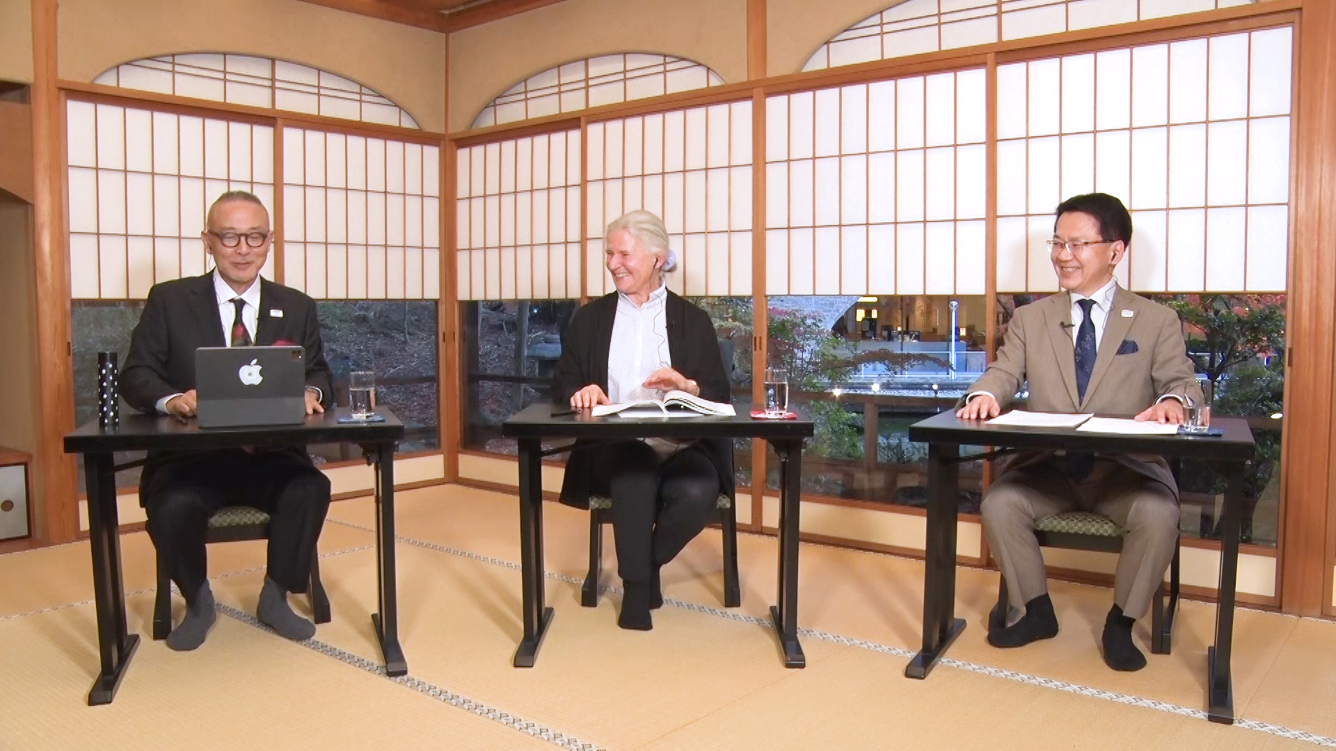 150周年記念_学長対談_3名  (127257)