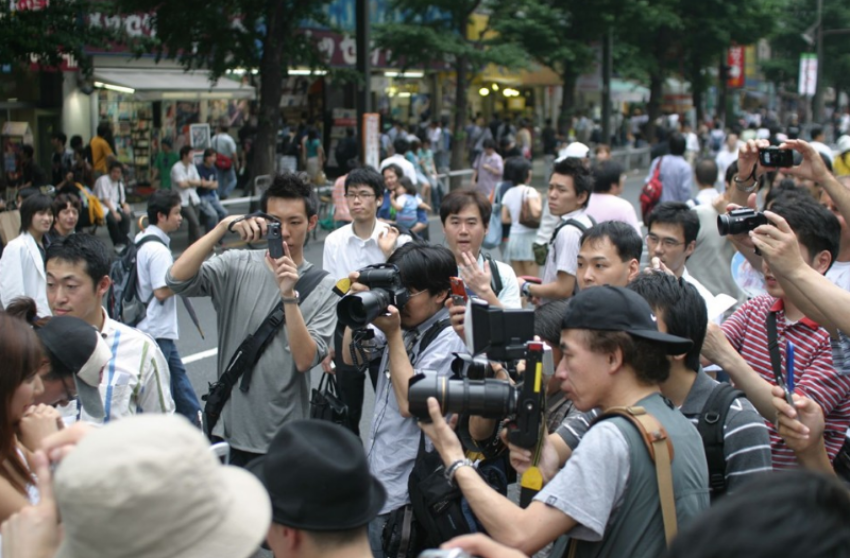 images/knkak/news/nishikawaProf.png  (127812)