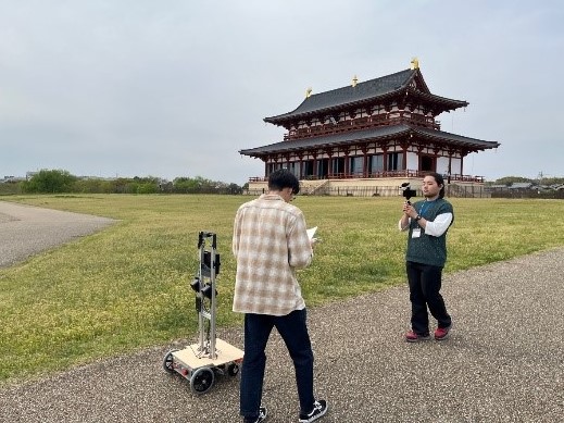 2025_no06_press_同志社大学の学生が開発したアバターロボットを大阪・関西万博で実演展示.jpg  (112404)