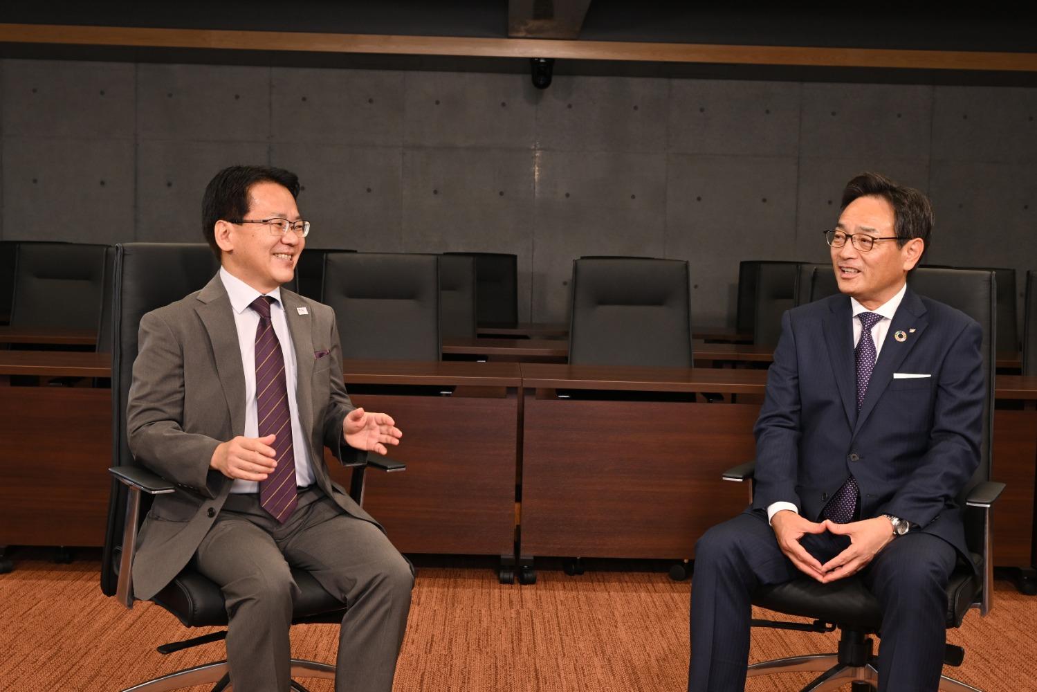 志対談_2025_安井2.jpg    (119808)