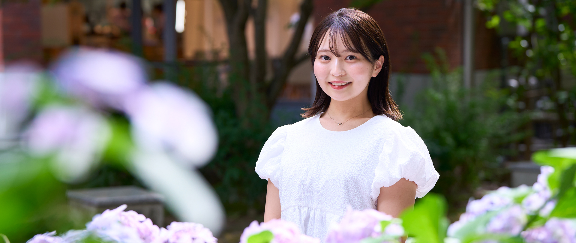 井上まこさん