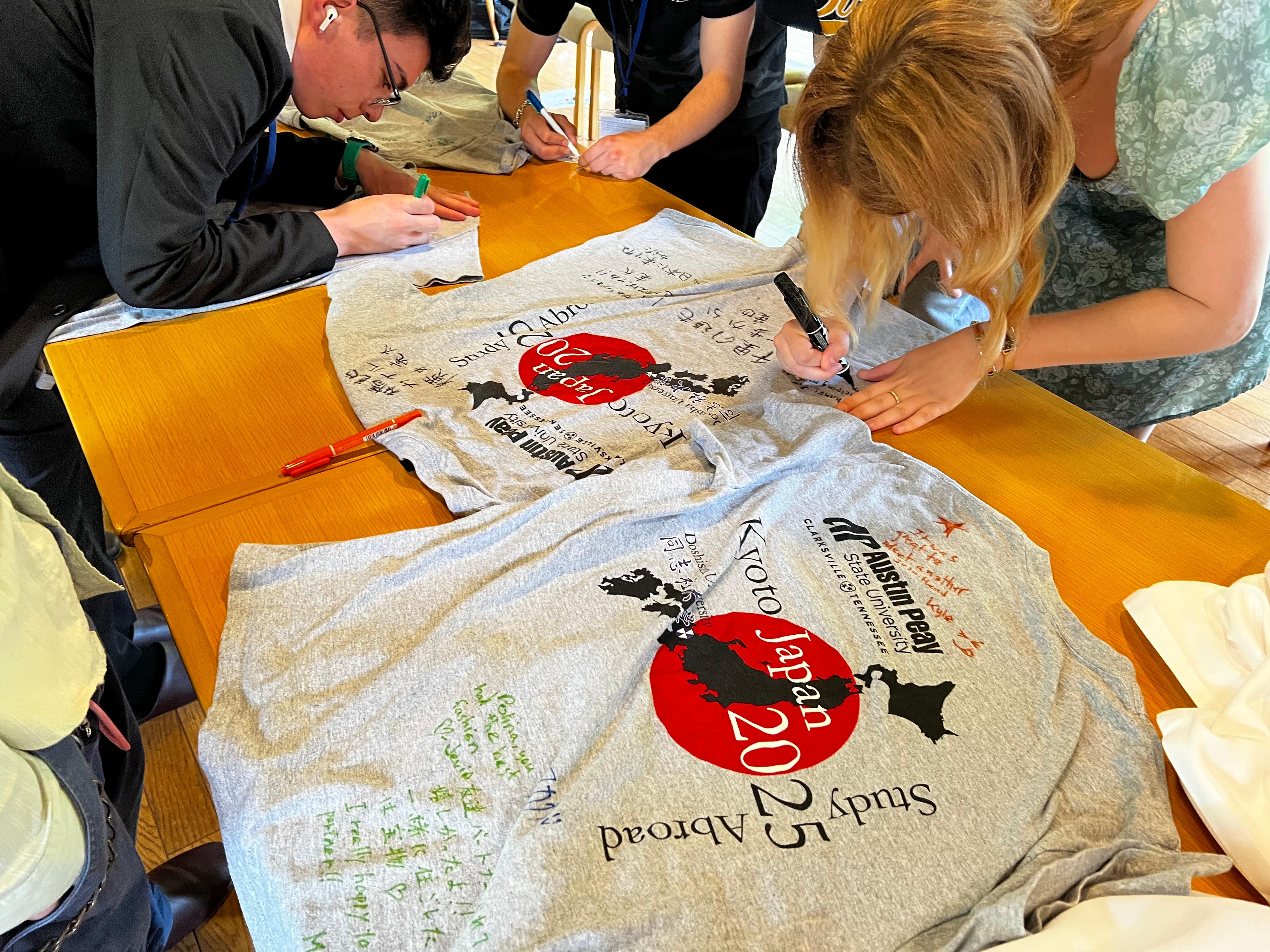 APSU2025_送別会①.jpg      (115969)